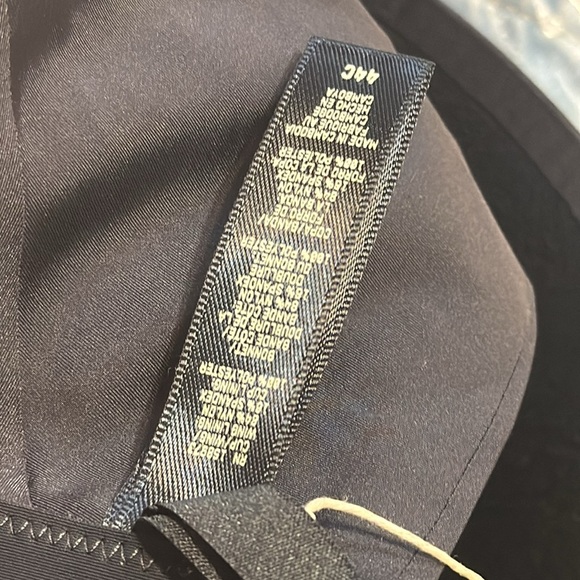 Skims ultimate push up plunge bra size 44C in color onyx - Picture 9 of 9